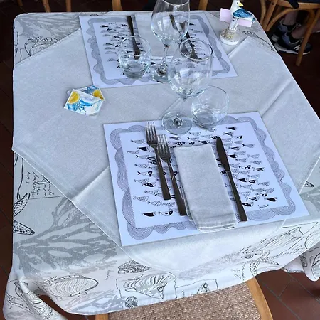 Bed & Breakfast La Finestra Sul Borgo *