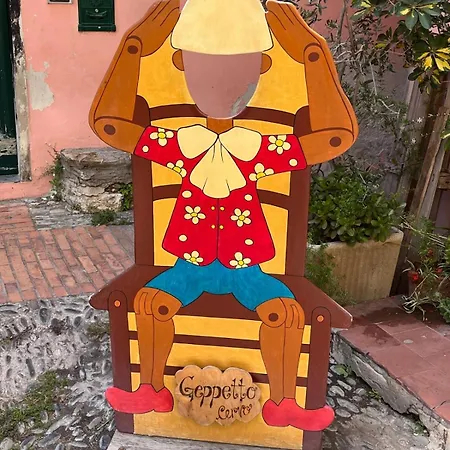 La Finestra Sul Borgo Bed & Breakfast Cervo